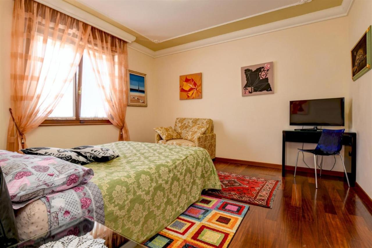 Private Luxury Villa With Pool Moniga del Garda Esterno foto