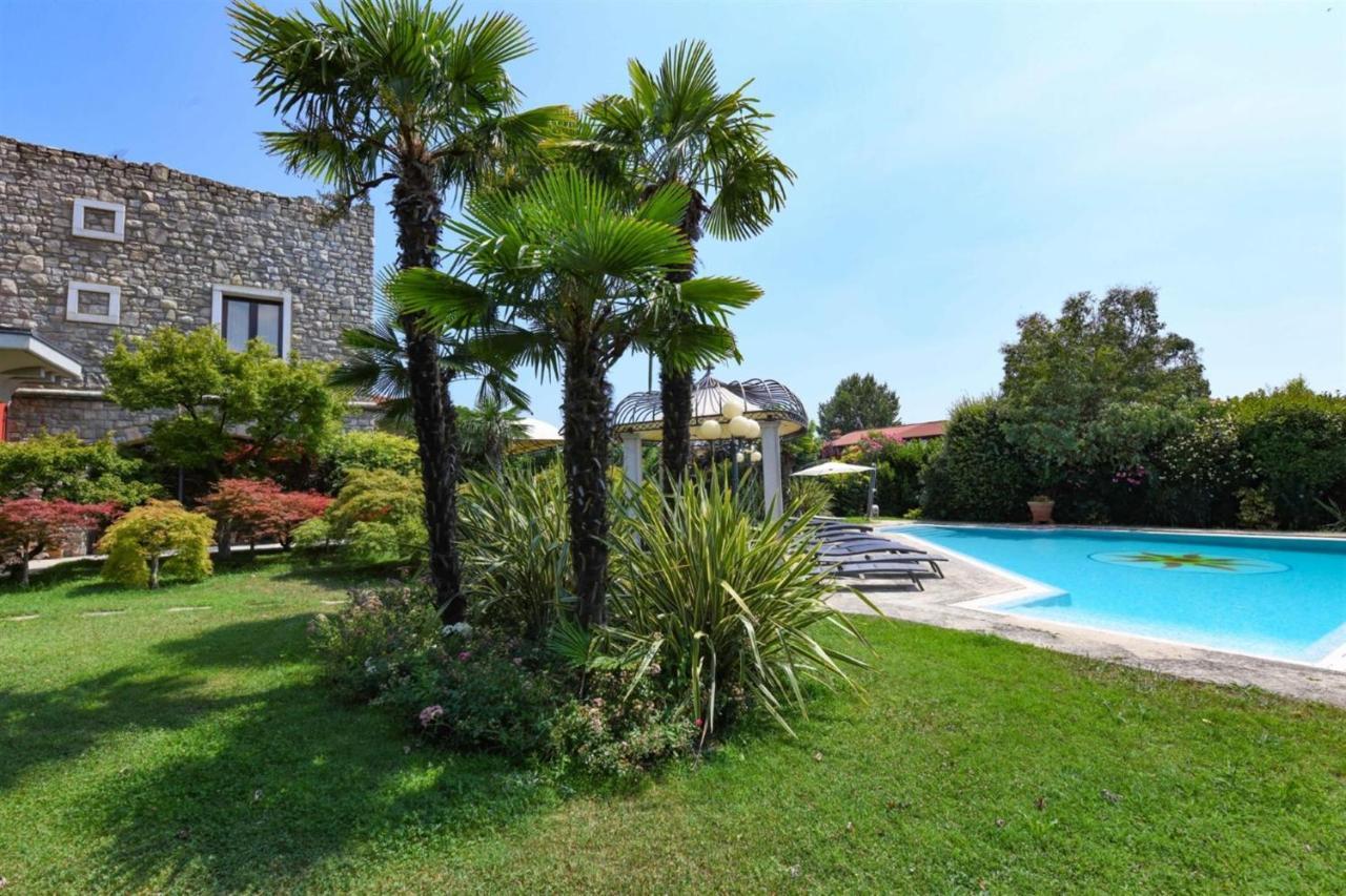 Private Luxury Villa With Pool Moniga del Garda Esterno foto