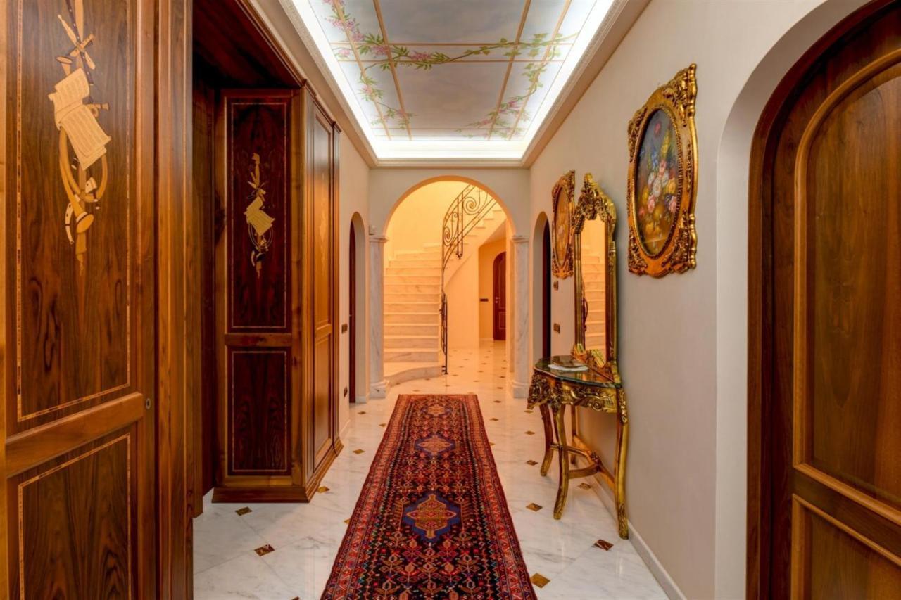 Private Luxury Villa With Pool Moniga del Garda Esterno foto