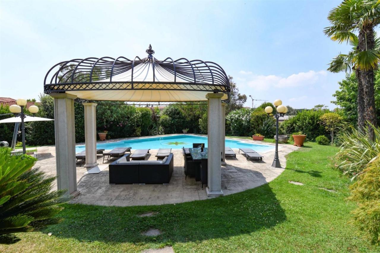 Private Luxury Villa With Pool Moniga del Garda Esterno foto