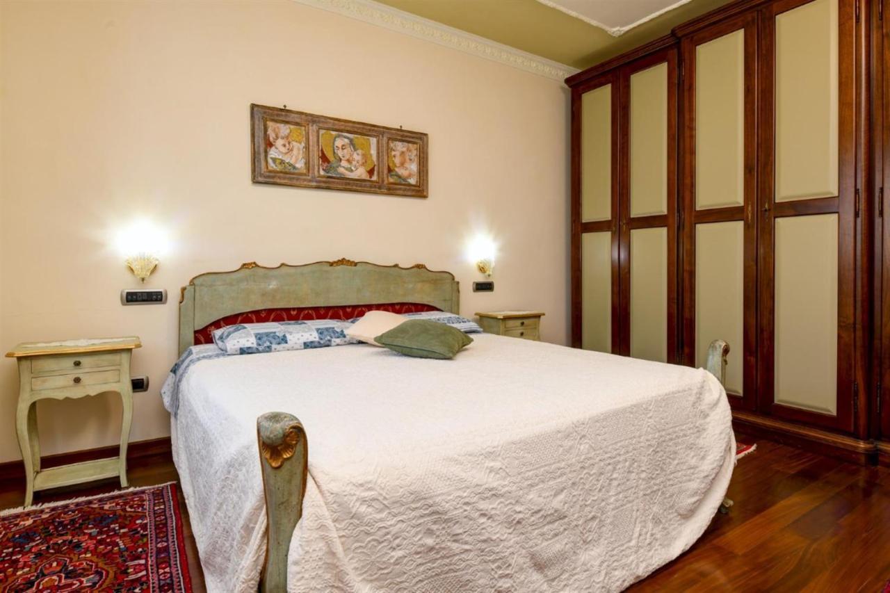 Private Luxury Villa With Pool Moniga del Garda Esterno foto